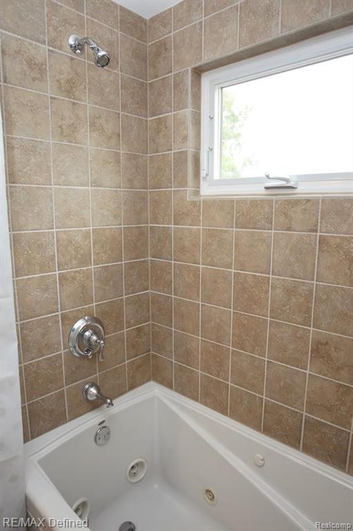 943 Downhill Lane Rochester Hills, MI 48307 - Photo 36 of 43