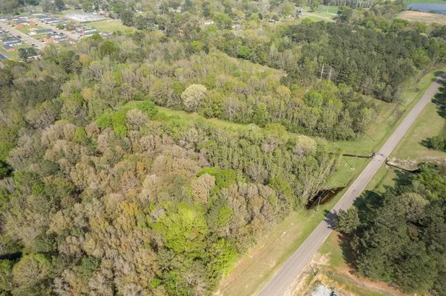 $99,000 | 144 Don Curt Boulevard, Ellisville, MS 39437