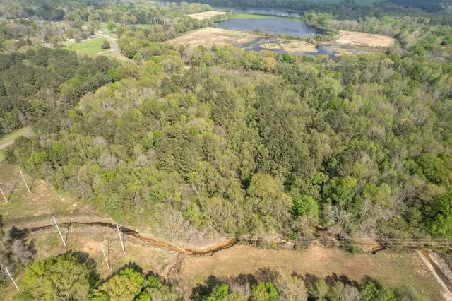 $99,000 | 144 Don Curt Boulevard, Ellisville, MS 39437