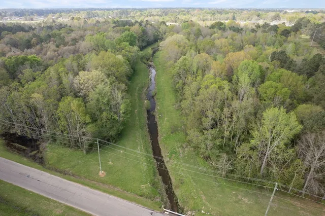 $99,000 | 144 Don Curt Boulevard, Ellisville, MS 39437