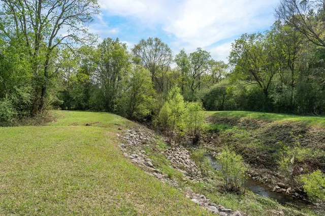 $99,000 | 144 Don Curt Boulevard, Ellisville, MS 39437