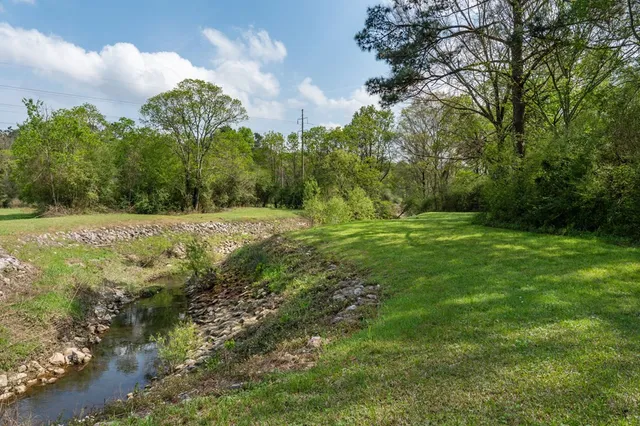 $99,000 | 144 Don Curt Boulevard, Ellisville, MS 39437