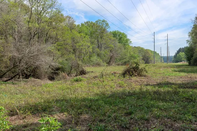 $99,000 | 144 Don Curt Boulevard, Ellisville, MS 39437