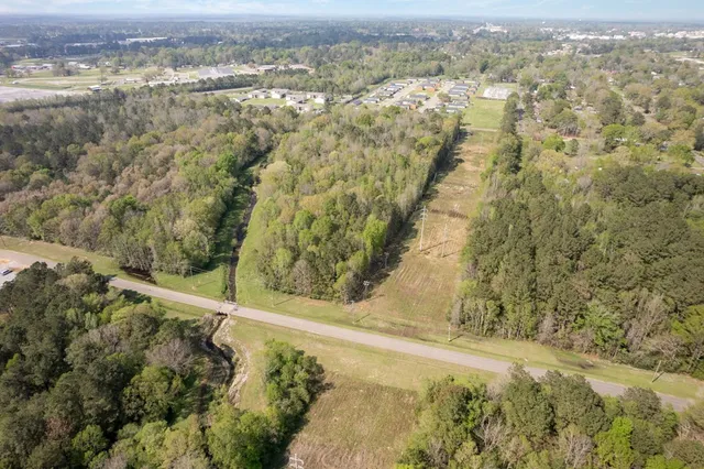 $99,000 | 144 Don Curt Boulevard, Ellisville, MS 39437