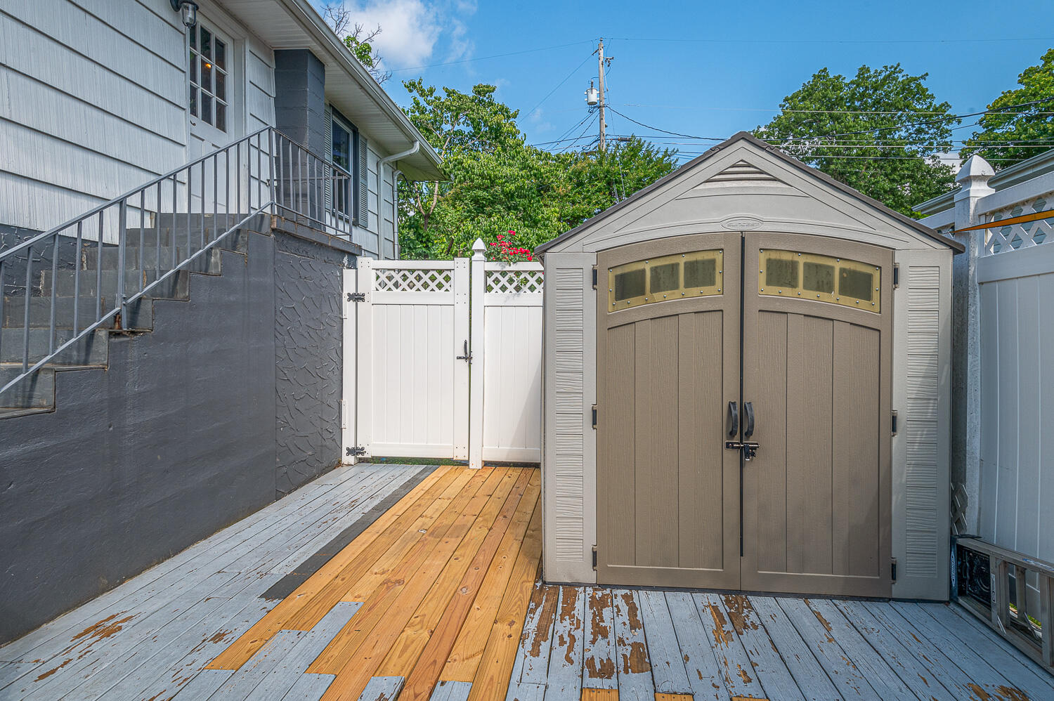 3902 Laird Lane Chattanooga, TN 37415 - Photo 37 of 41 Deck - Lower Level