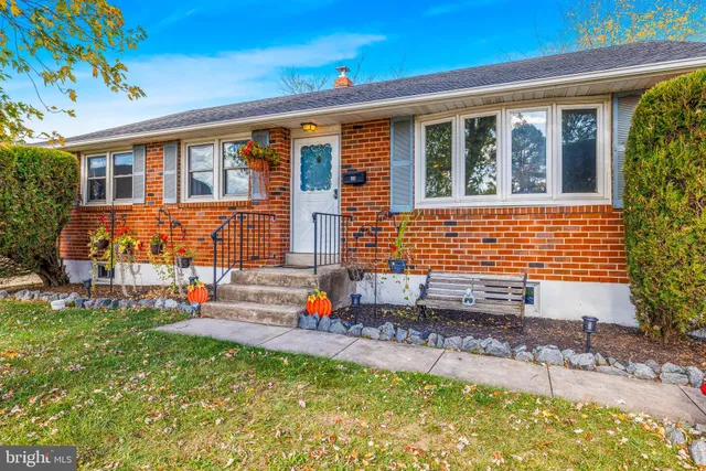 $359,900 | 30 Tuckahoe Road, New Castle, DE 19720