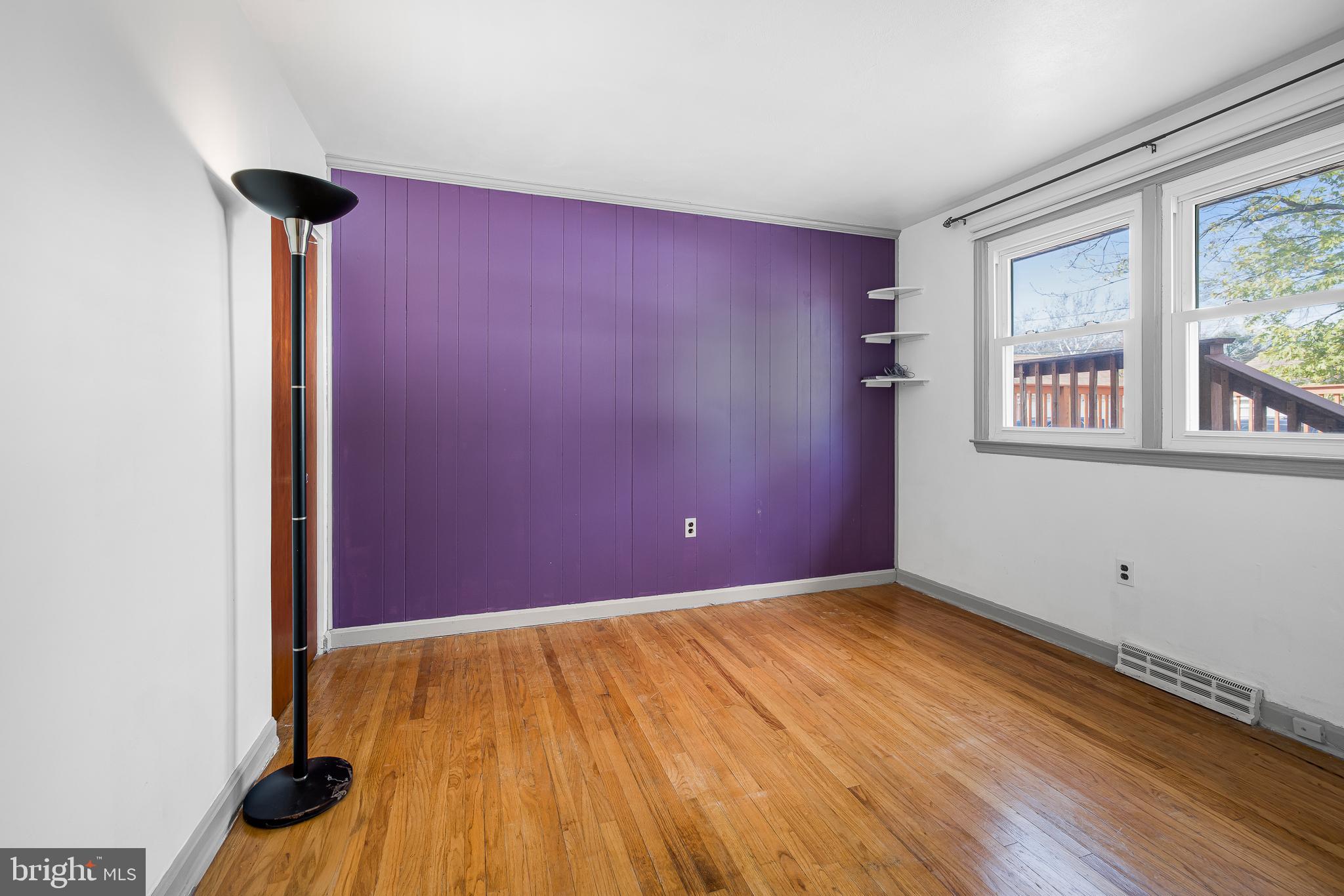 30 Tuckahoe Road New Castle, DE 19720 - Photo 20 of 40 Bright space with a bold purple accent wall.