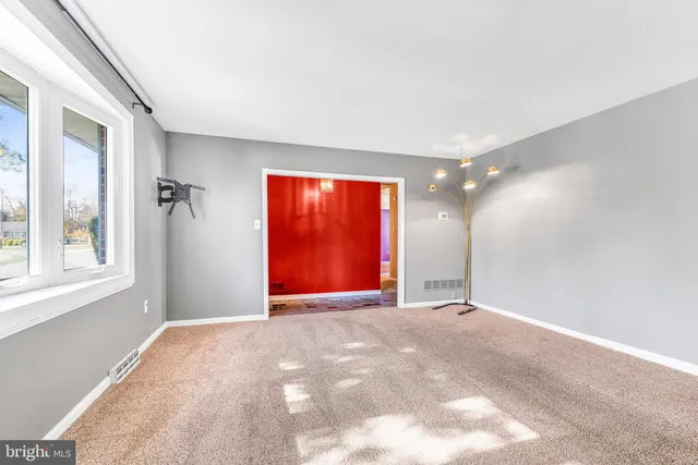 $359,900 | 30 Tuckahoe Road, New Castle, DE 19720