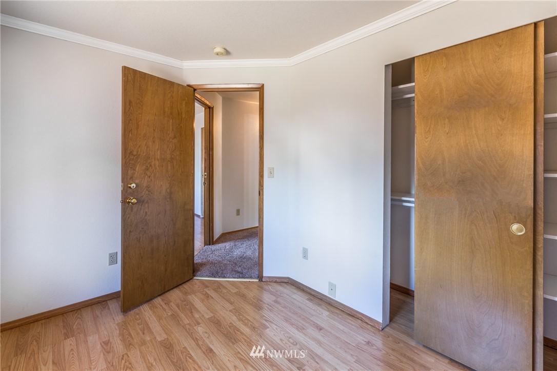5935 Cherokee Loop Southeast Lacey, WA 98513 - Photo 16 of 25 Gallery Image 16