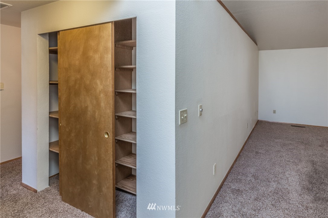 5935 Cherokee Loop Southeast Lacey, WA 98513 - Photo 24 of 25 Gallery Image 24