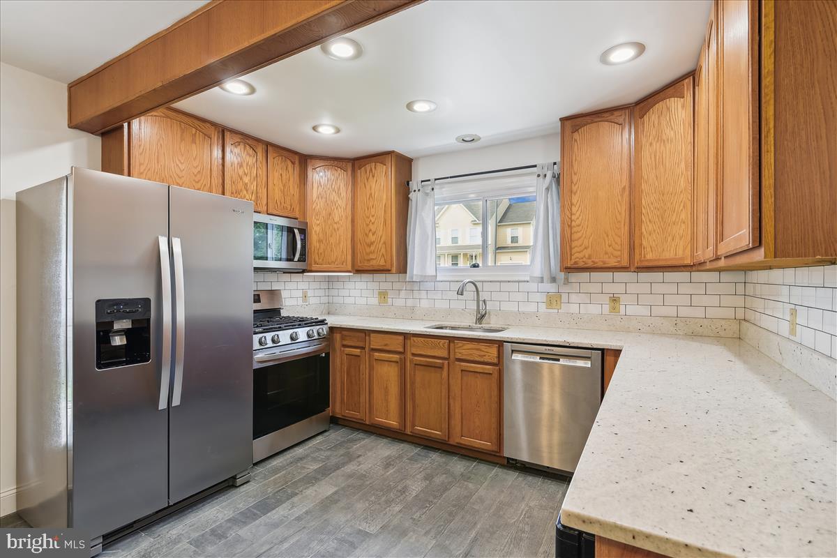 309 Ferndale Road Glen Burnie, MD 21061 - Photo 13 of 62 Fully Appointed Kitchen