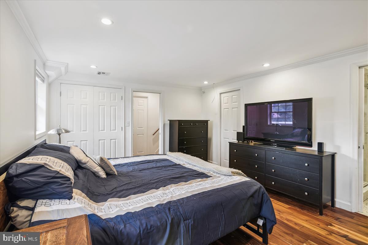 309 Ferndale Road Glen Burnie, MD 21061 - Photo 19 of 62 Lower Level Primary Bedroom