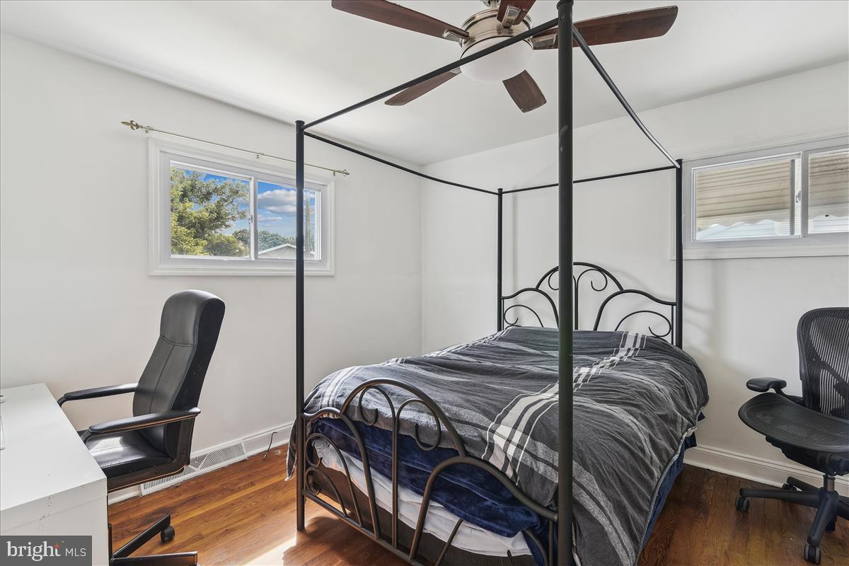 309 Ferndale Road Glen Burnie, MD 21061 - Photo 26 of 62 Upper Level Bedroom 2