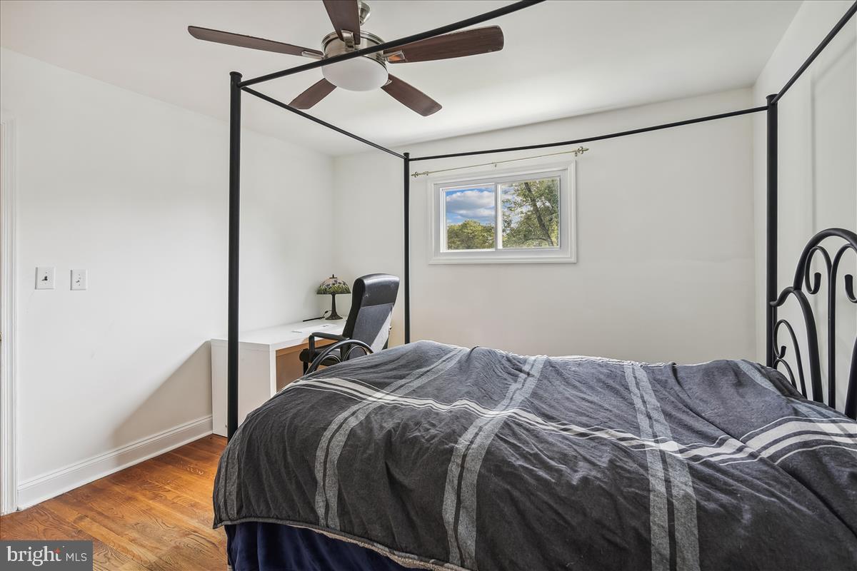 309 Ferndale Road Glen Burnie, MD 21061 - Photo 27 of 62 Upper Level Bedroom 2