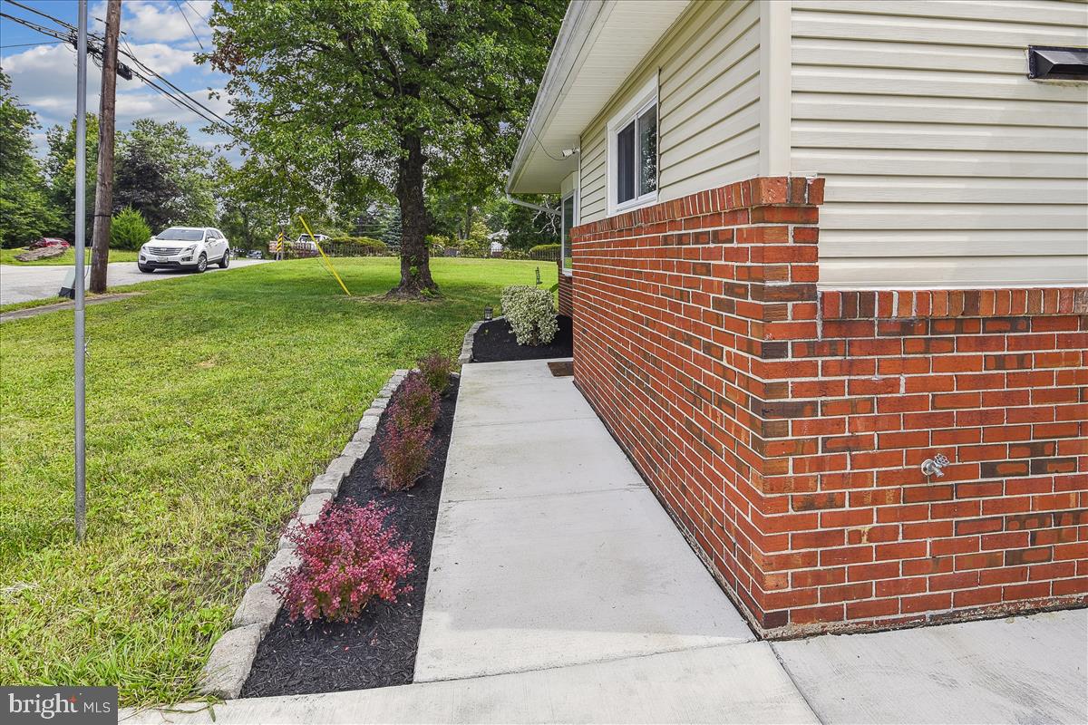 309 Ferndale Road Glen Burnie, MD 21061 - Photo 48 of 62 Side View