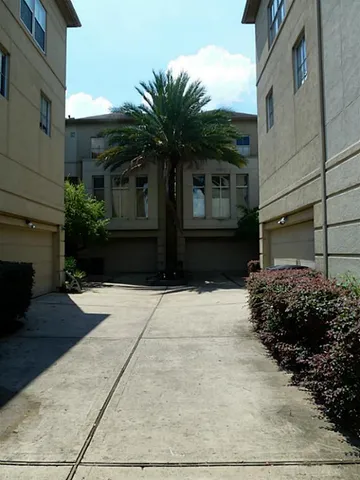 $2,700 | 4313 Feagan Street, Unit A, Houston, TX 77007