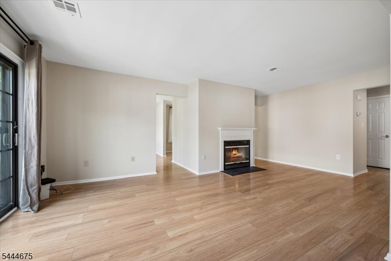 2902 Hemlock Place Bernards, NJ 07920 - Photo 5 of 41