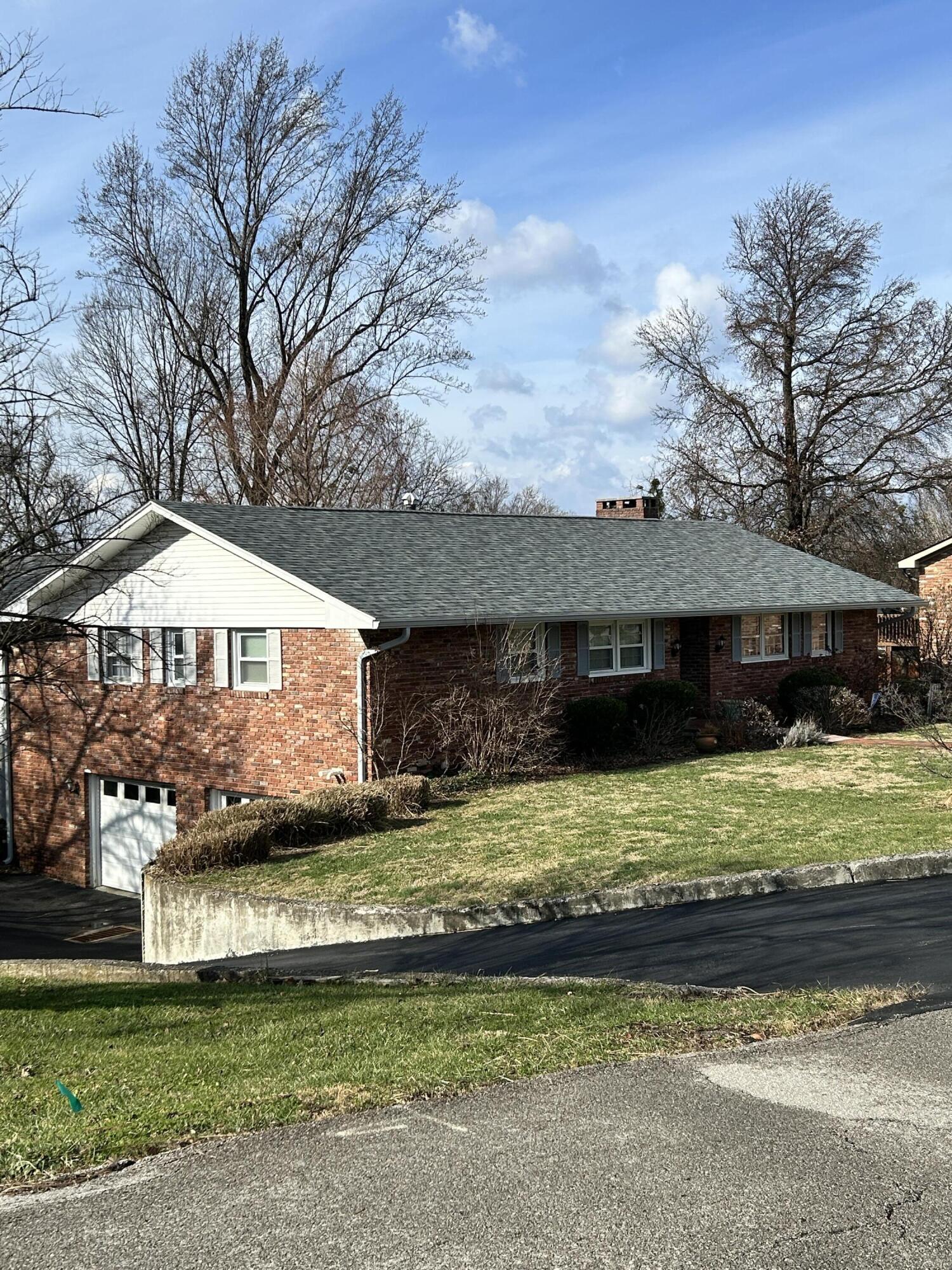 148 Westover Road Frankfort, KY 40601 - Photo 4 of 50 IMG_5979