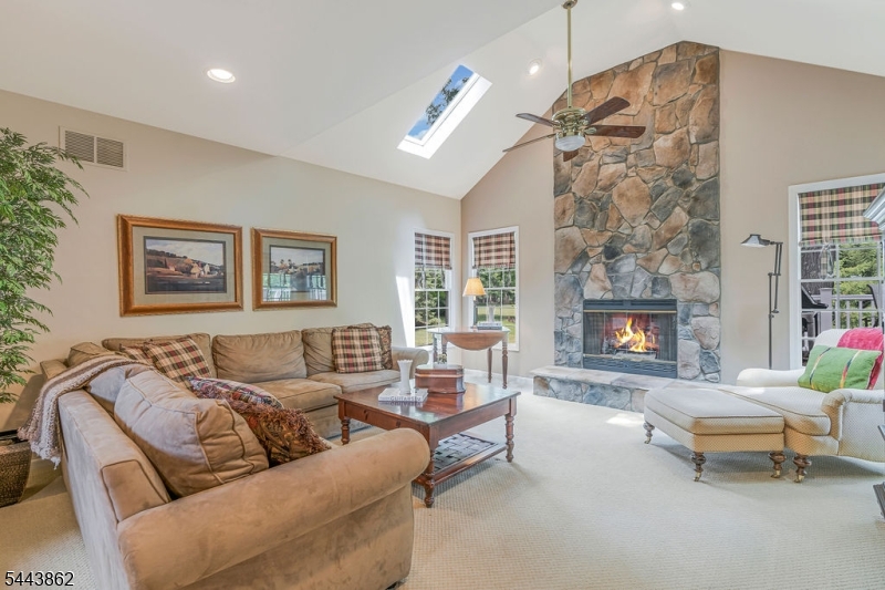 5 Pinewood Lane Warren, NJ 07059 - Photo 9 of 45