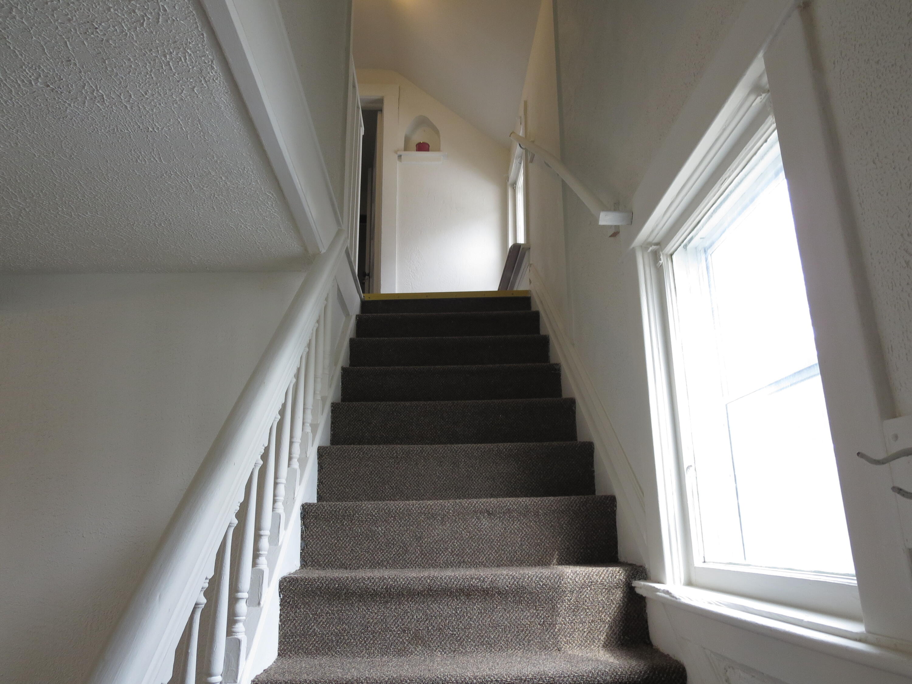 1315 Jackson Street Kalamazoo, MI 49001 - Photo 11 of 17 IMG_1035