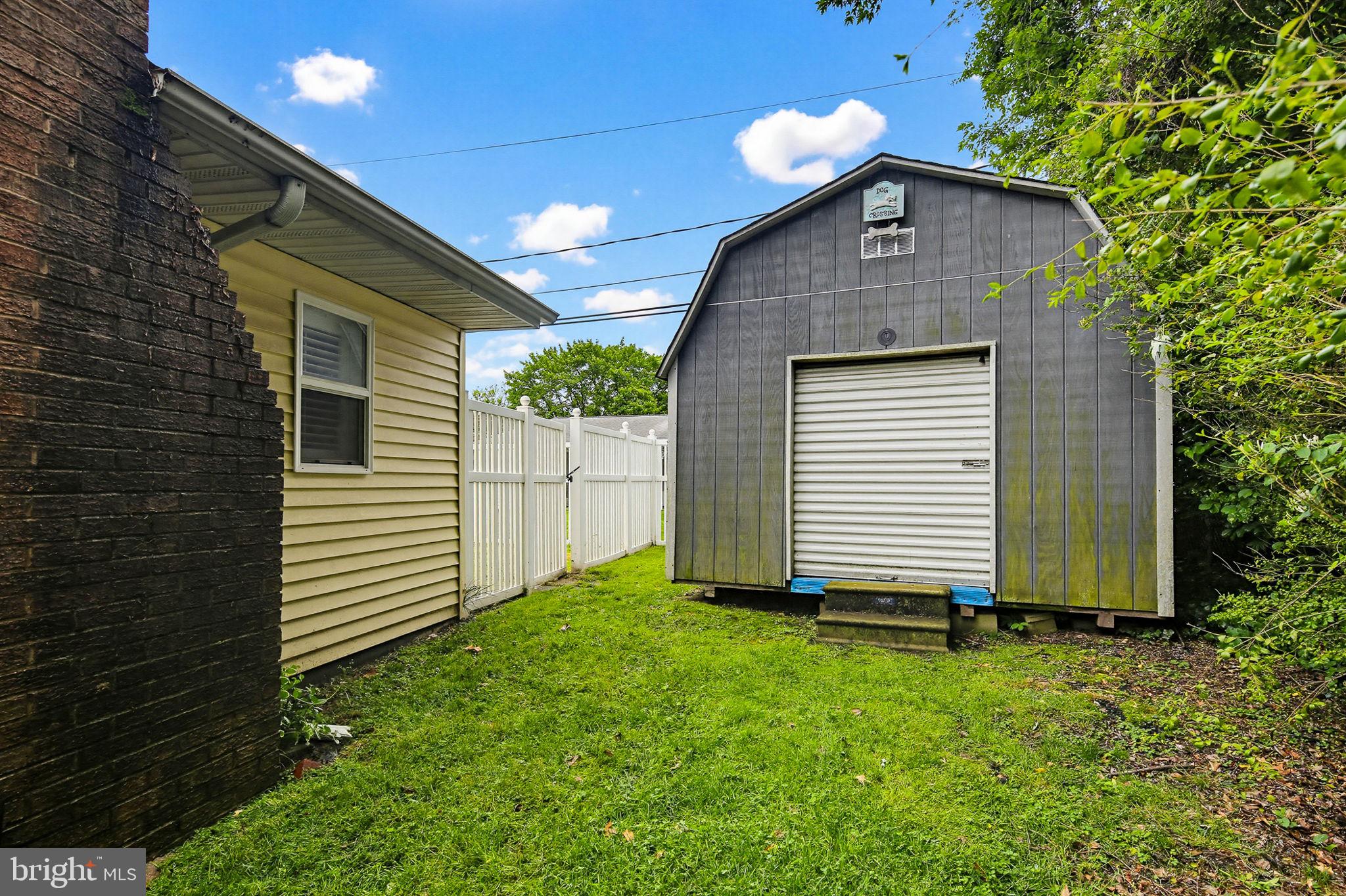 1124 Wynbrook Road Glen Burnie, MD 21060 - Photo 31 of 32 Charming backyard with storage shed.