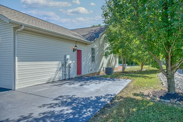 $380,000 | 177 Prosperity Drive, Baxter, TN 38544