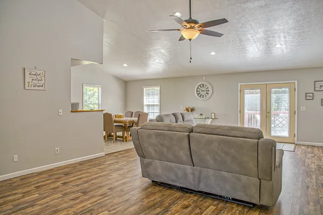 $380,000 | 177 Prosperity Drive, Baxter, TN 38544