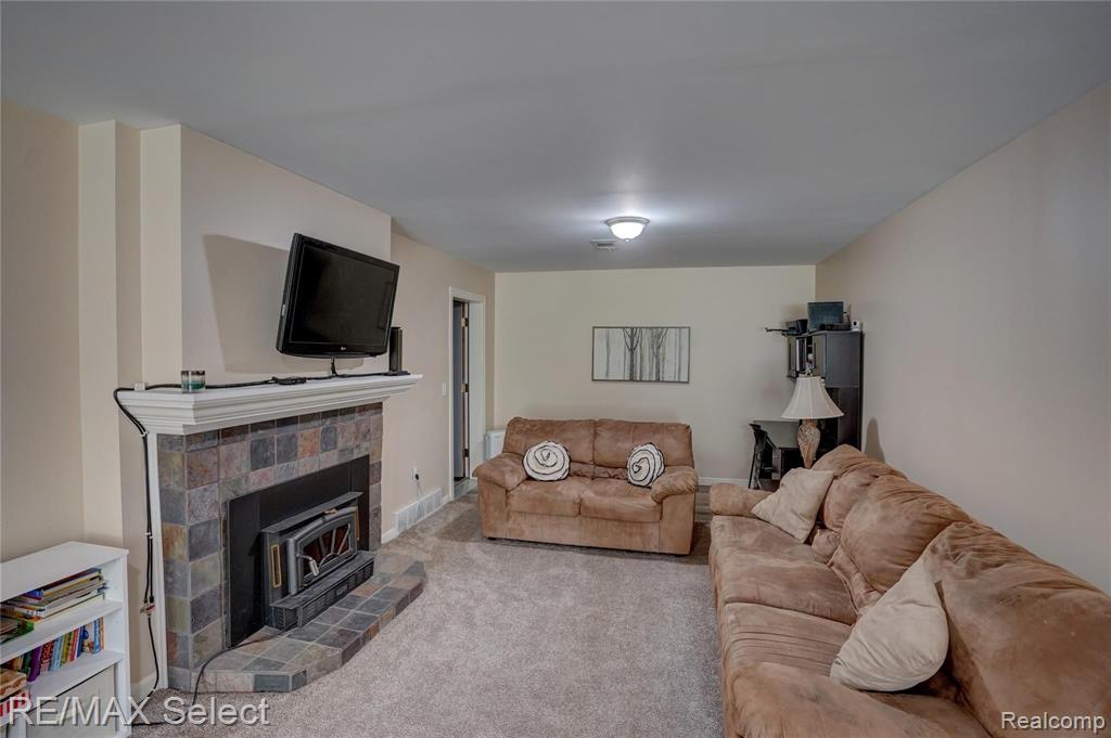 7303 East River Road Flushing, MI 48433 - Photo 29 of 30