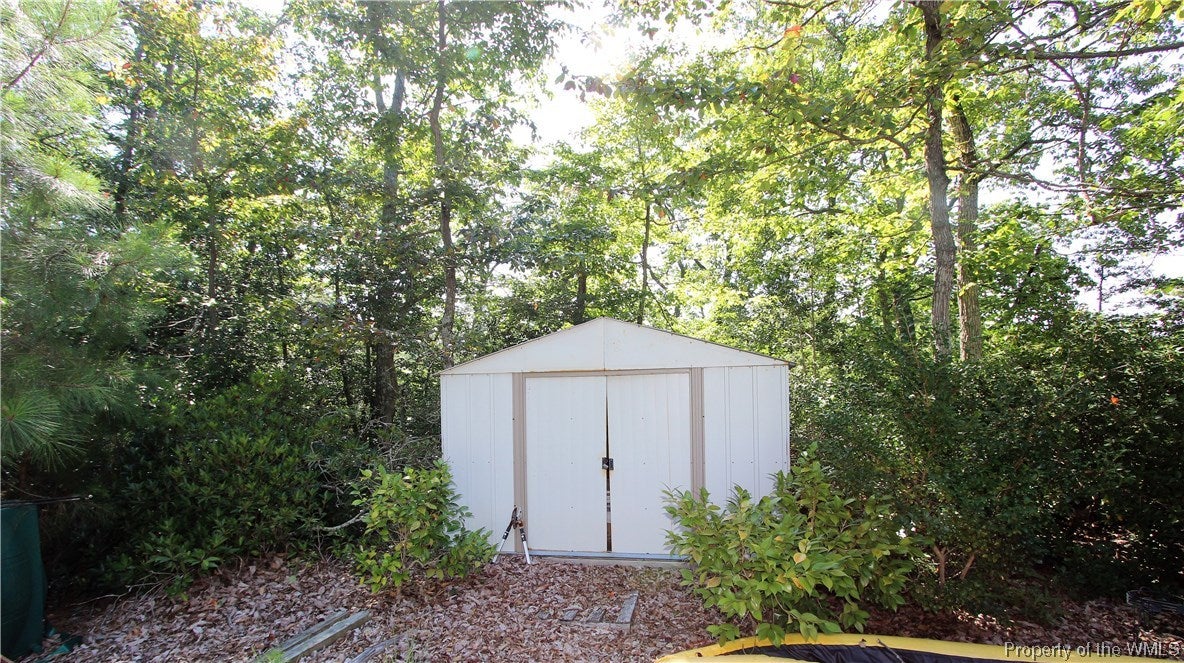 247 Mechams Cove Road Topping, VA 23169 - Photo 6 of 16 Gallery Image 6