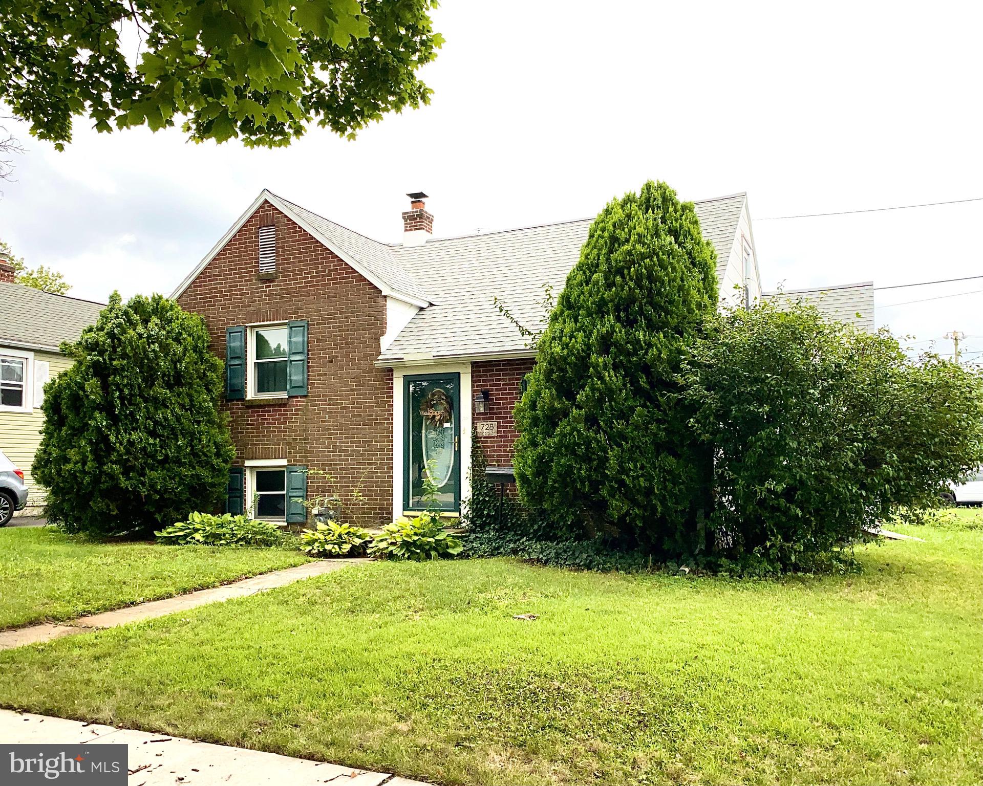 728 Priority Road York, PA 17404 - Photo 3 of 28 Gallery Image 3