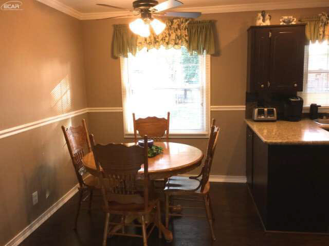 5130 Middleboro Road Grand Blanc, MI 48439 - Photo 5 of 34 21177478-4.JPG