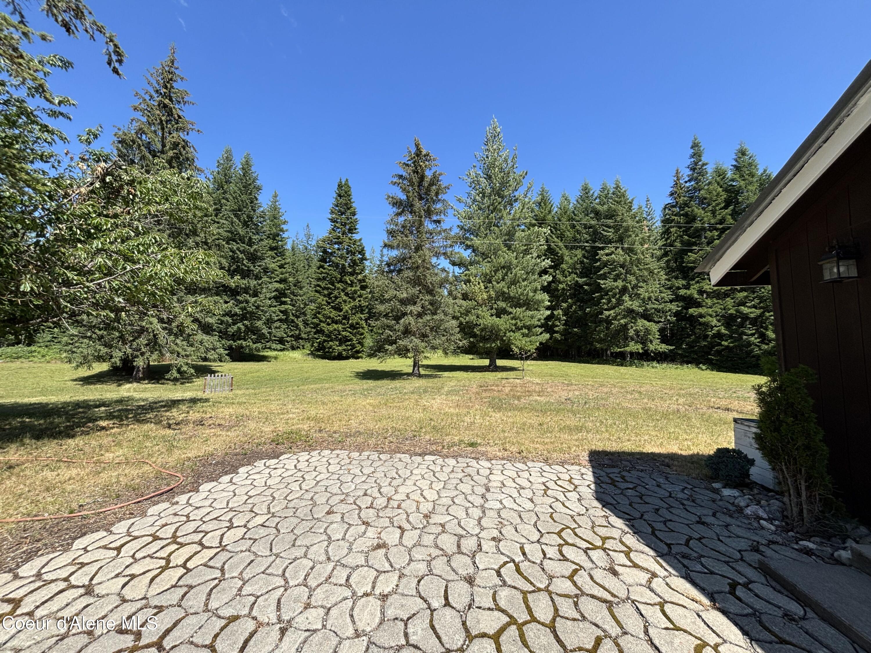 118 Walsh Way Sandpoint, ID 83864 - Photo 28 of 46 back patio