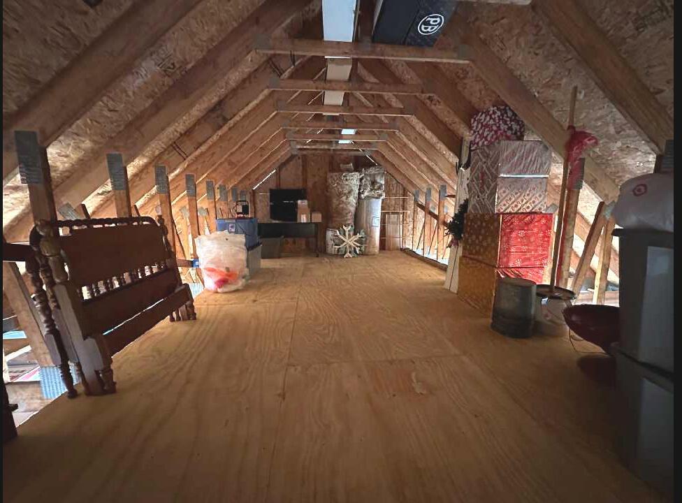 7601 Chatham Road Northeast Newark, OH 43055 - Photo 67 of 78 Storage area above garage!