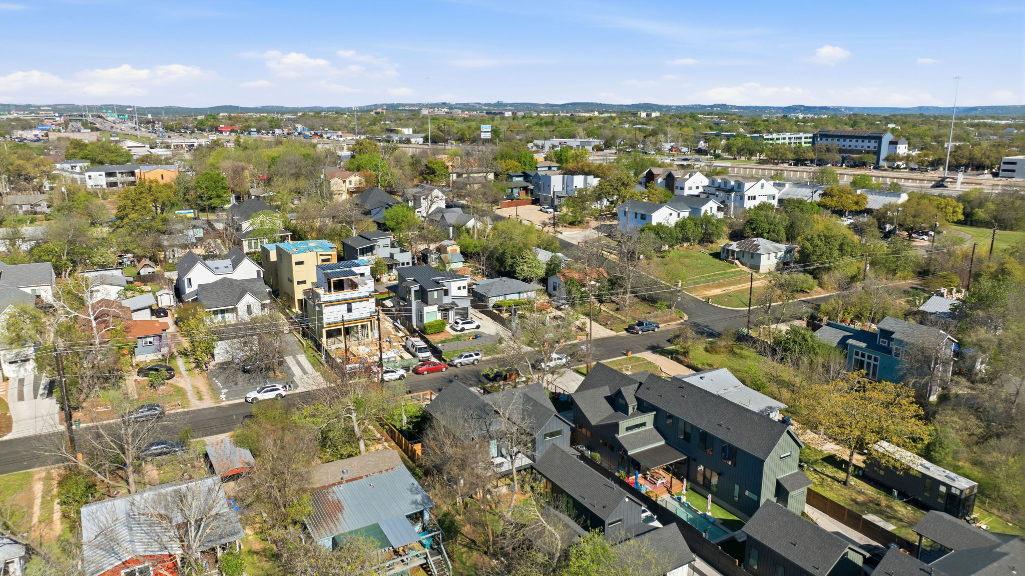 4313 Jinx Avenue, Unit 1 Austin, TX 78704 - Photo 33 of 40 Aerial view of property and surrounding area featuring nearby suburban area
