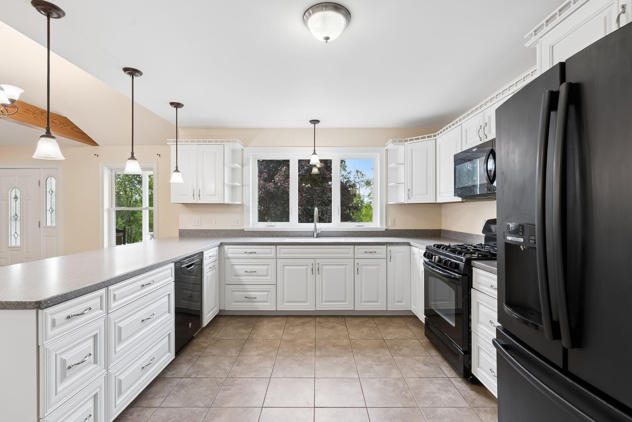 81 Swett Road Windham, ME 04062 - Photo 11 of 60 DSC01717