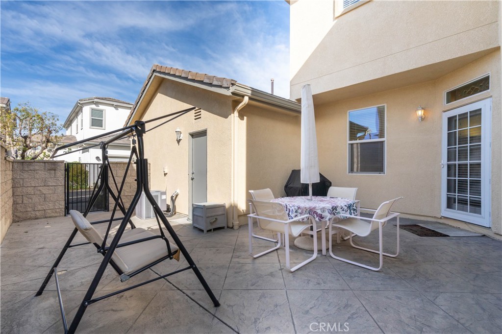 11457 Oakford Lane Porter Ranch, CA 91326 - Photo 2 of 41