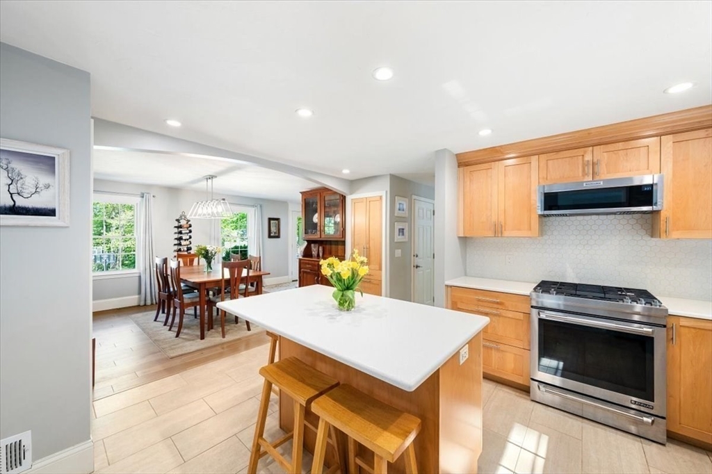 9 Running Brook Circle Ashland, MA 01721 - Photo 6 of 35
