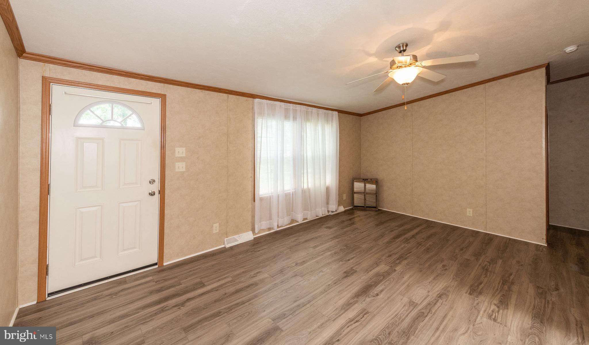13467 Kretsinger Road Smithsburg, MD 21783 - Photo 12 of 28 Gallery Image 12
