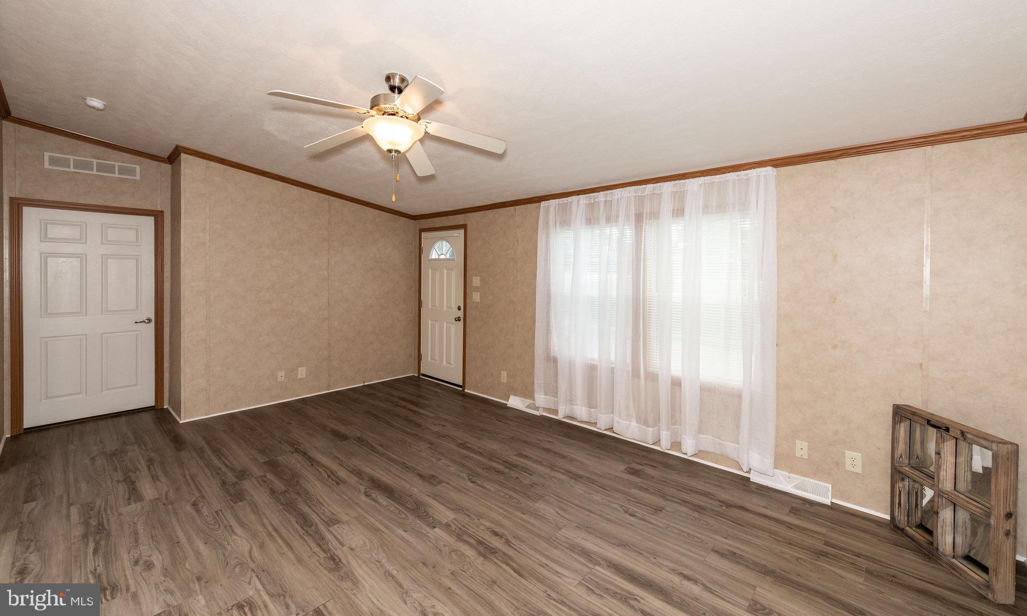 13467 Kretsinger Road Smithsburg, MD 21783 - Photo 13 of 28 Gallery Image 13