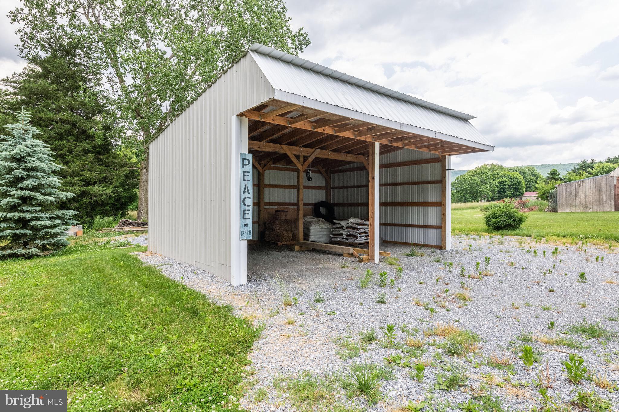 13467 Kretsinger Road Smithsburg, MD 21783 - Photo 26 of 28 Gallery Image 26