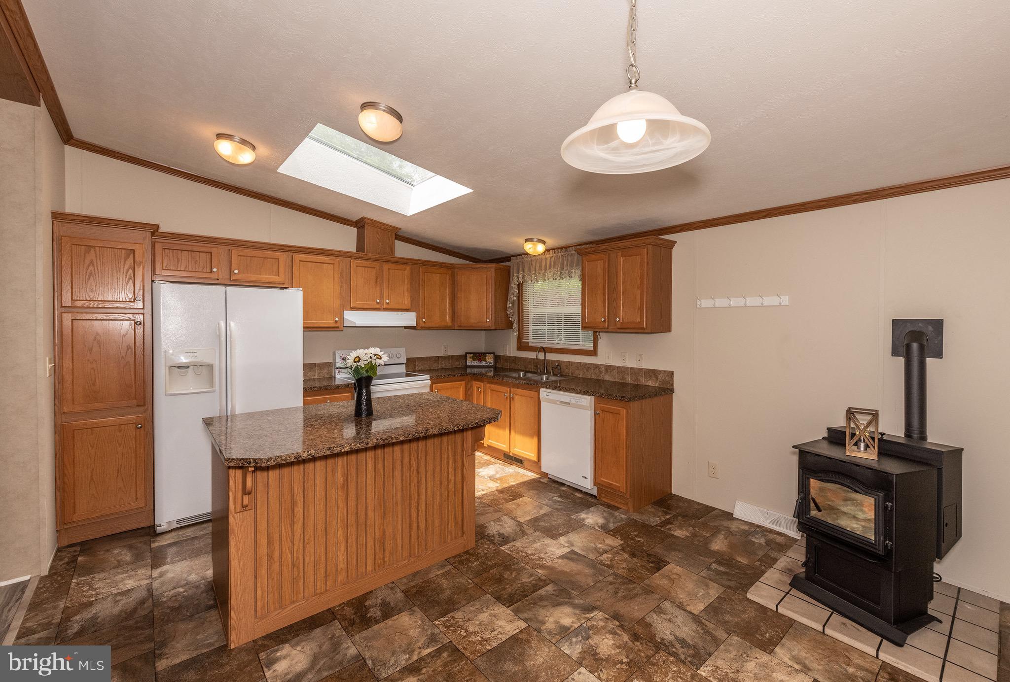 13467 Kretsinger Road Smithsburg, MD 21783 - Photo 5 of 28 Gallery Image 5