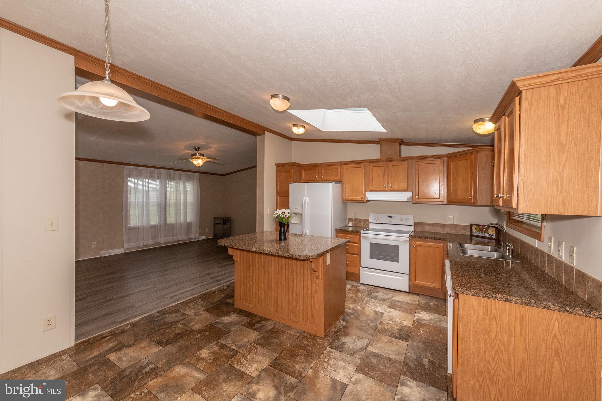 13467 Kretsinger Road Smithsburg, MD 21783 - Photo 6 of 28 Gallery Image 6