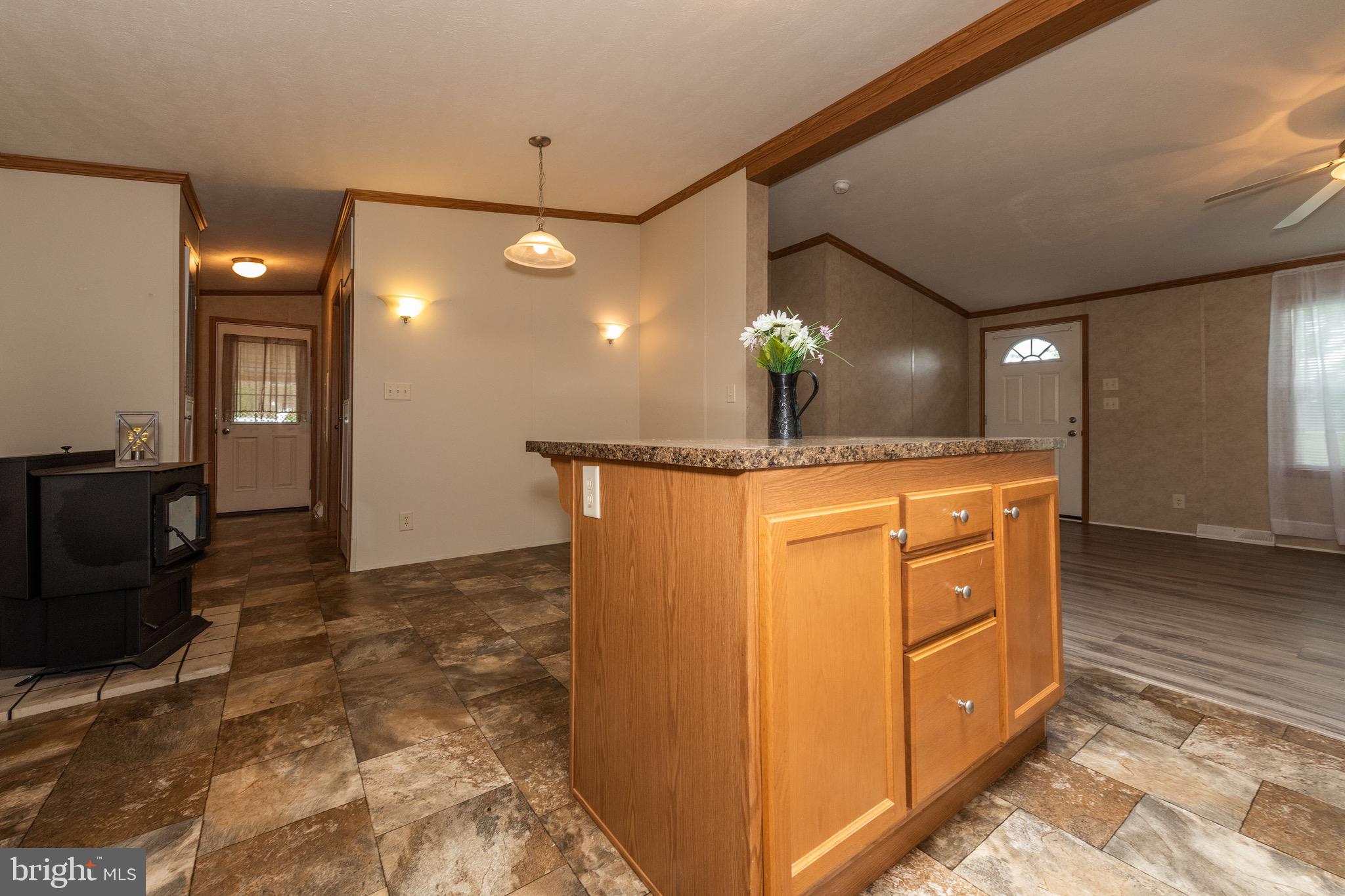 13467 Kretsinger Road Smithsburg, MD 21783 - Photo 7 of 28 Gallery Image 7