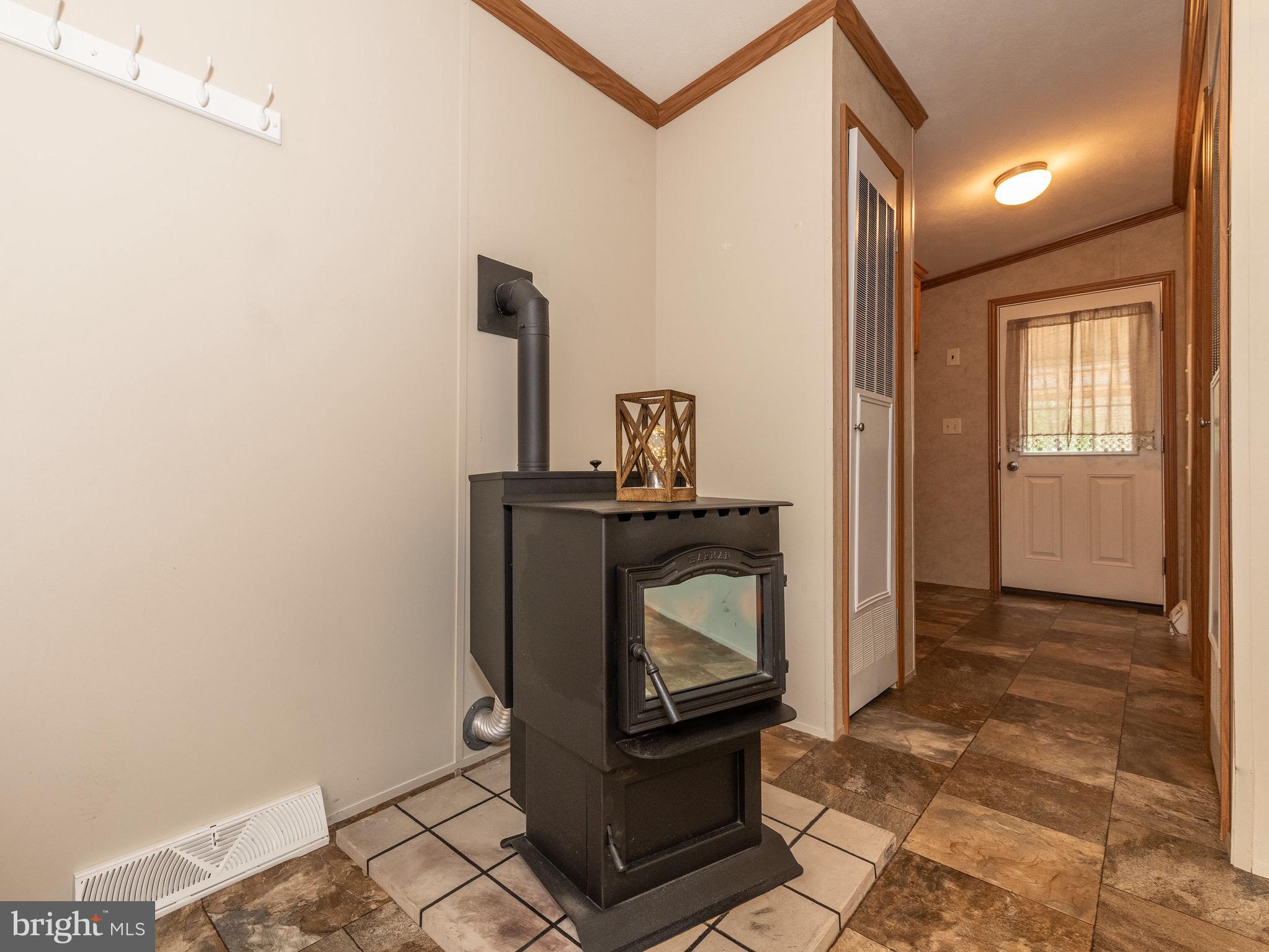 13467 Kretsinger Road Smithsburg, MD 21783 - Photo 10 of 28 Pellet Stove
