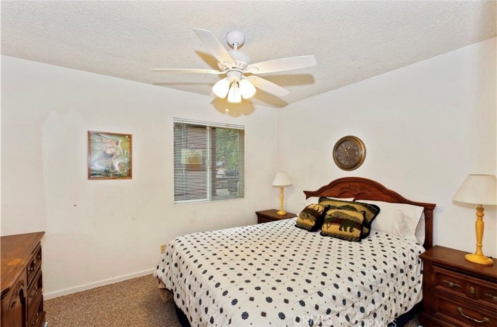 370 Victoria Lane Sugarloaf, CA 92386 - Photo 7 of 10