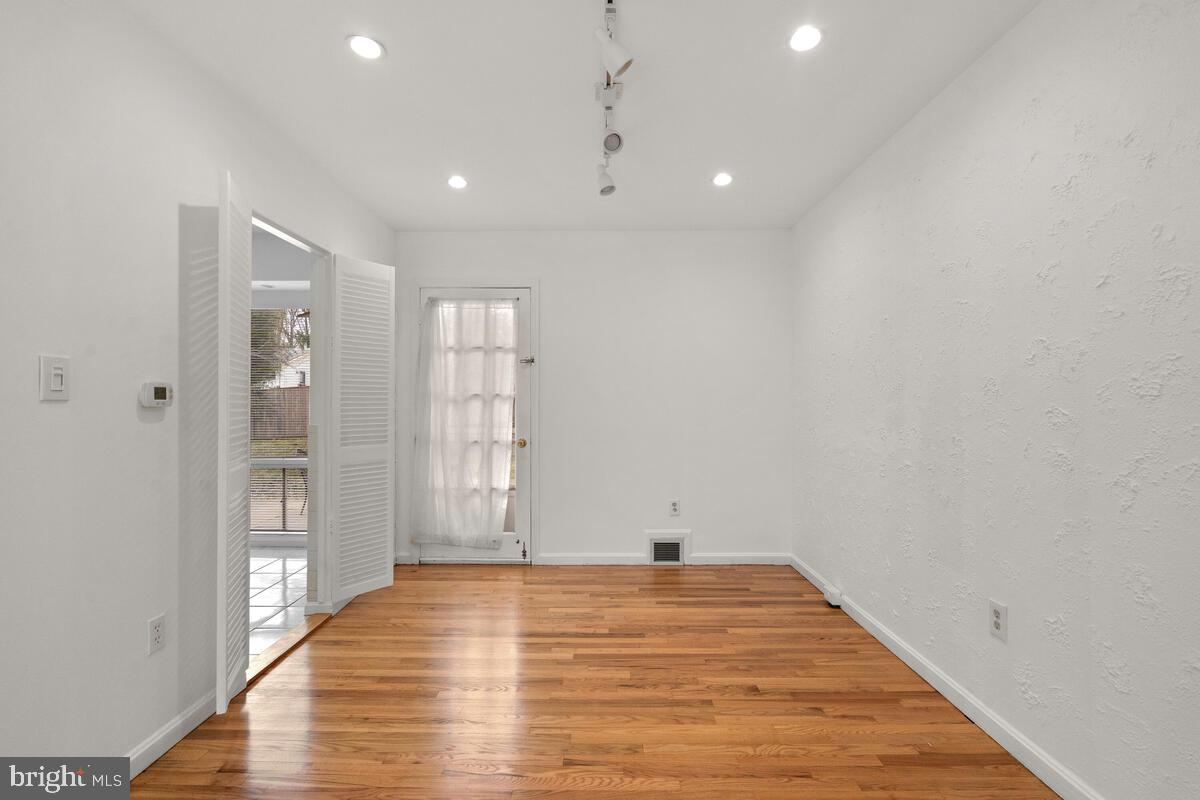 4107 Weller Road Silver Spring, MD 20906 - Photo 8 of 30 Dinning Room View #1