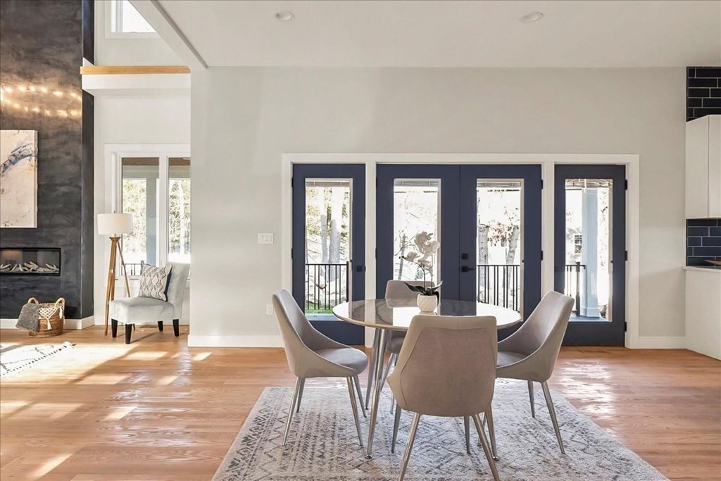 8 Jonathan Road Burlington, MA 01803 - Photo 12 of 42