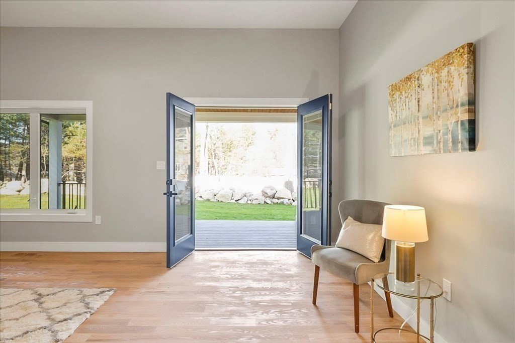 8 Jonathan Road Burlington, MA 01803 - Photo 25 of 42