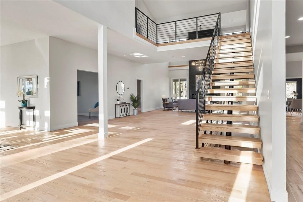 8 Jonathan Road Burlington, MA 01803 - Photo 28 of 42