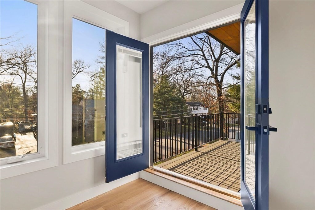 8 Jonathan Road Burlington, MA 01803 - Photo 33 of 42